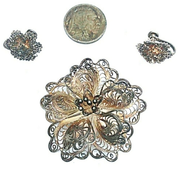 ANTIQUE Sterling Silver Flower Brooch + Earrings - Picture 2 of 8